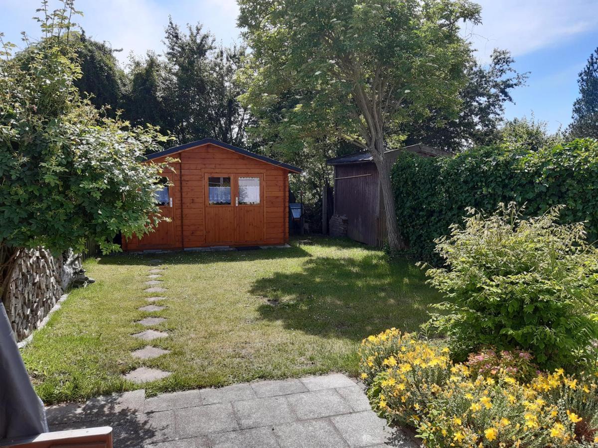 Ferienhaeuschen Kuestenwald Bei Warnemuende, Eigener Garten, Terrasse Mit Strandkorb, 400M Zum Strand 蒂德雷克沙恩 外观 照片